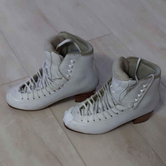 Jackson Ultima 5500 Supreme Figure Skating Boots - size 7 - Picture 3 of 5